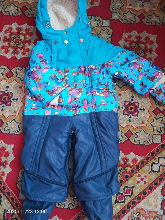 Продам комбинезон детский