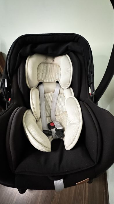 Количка с кош за кола