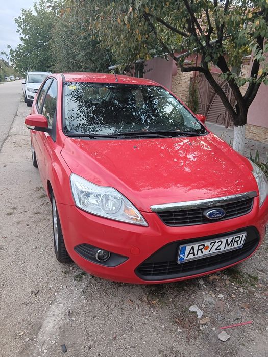 Vand Ford Fiesta 1,6 benzină.