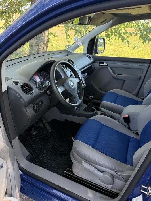 Vw Caddy Life 1.9 TDI 105 cp 2009 RAR EFECTUAT