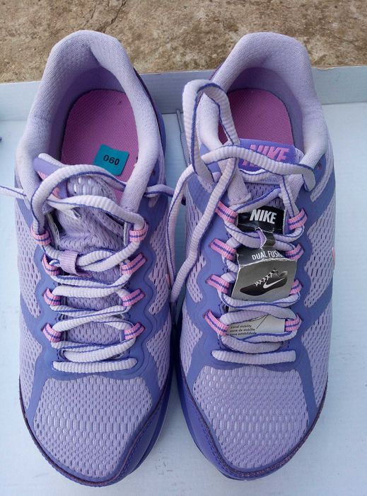 Дамски маратонки Nike Dual Fusion неупотребявани