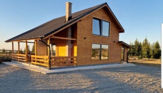 Vindem căsuțe din lemn tip A, ideale pentru curte