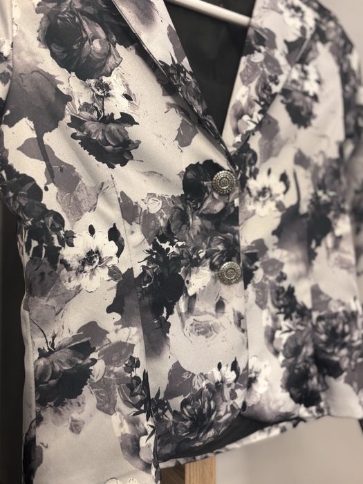 Сатенено сако 34р-р.