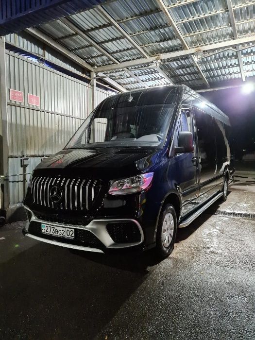 Аренда VIP машин с водителем. Автобусы, Микроавтобусы, Мнивены, Джипы