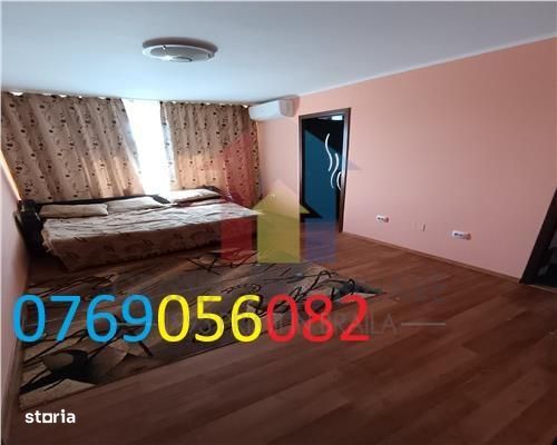 Apartament 2 cam conf 2 Apollo, Liber