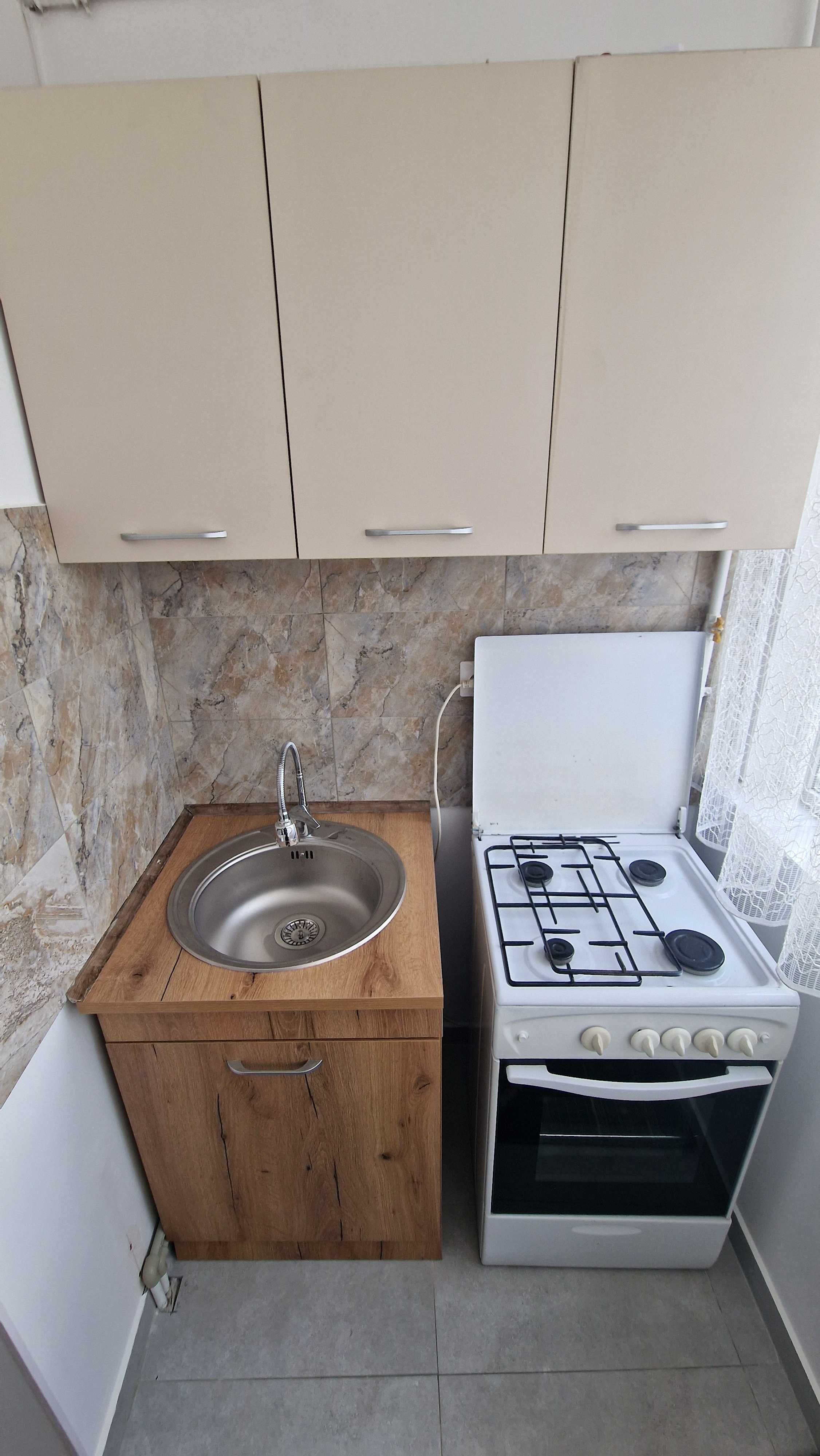 Închiriez- apart. 2 camere, modern, renovat complet, bloc reabilitat!