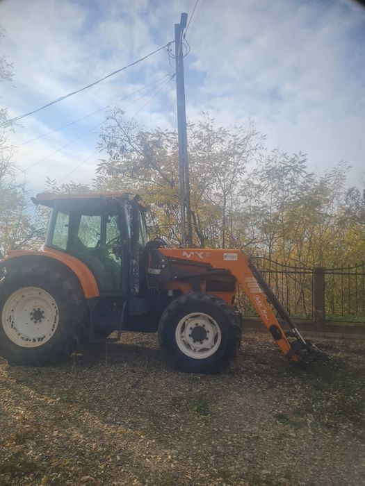Vand tractor Ares 550RX