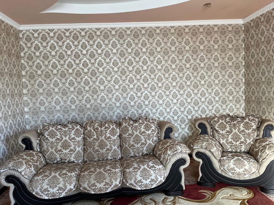 Продам диван в хорошем состоянии! Срочно