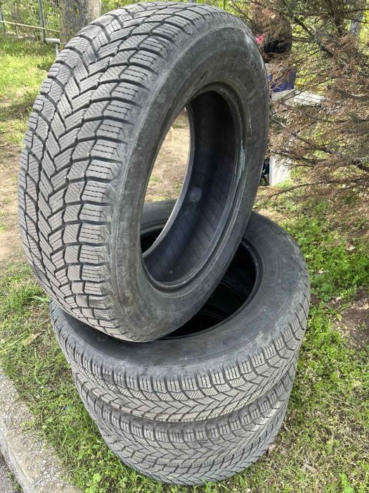 Зимни гуми 235/65/18 MICHELIN