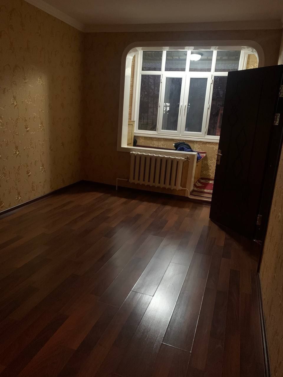 Срочно сдаётся 3ком Чиланзар 23кв цена 450$ только семейным