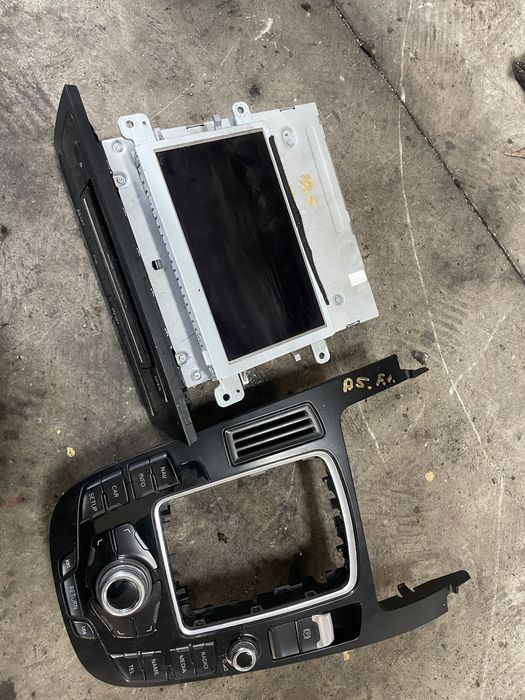 Navigație completa MMI Audi A5 A4 b8 completa