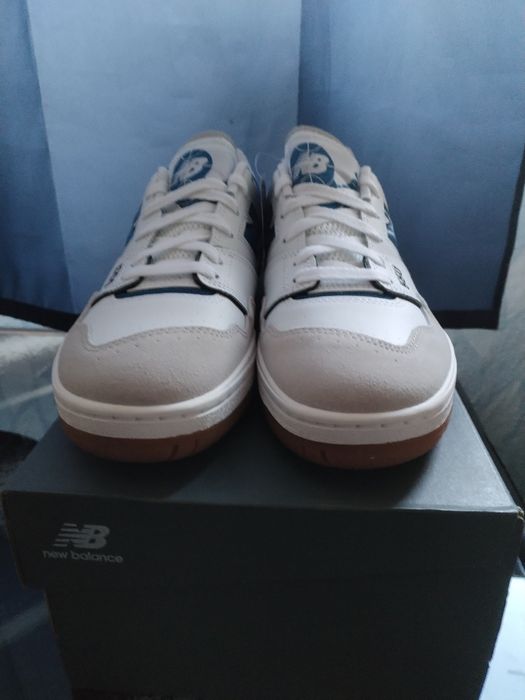 New Balance  42.1/2 номер