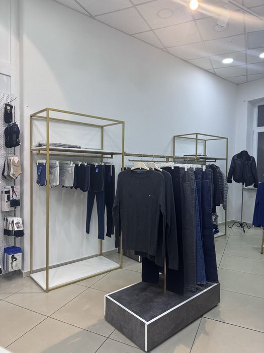 Продам бутик с товарами! И с оборудованием