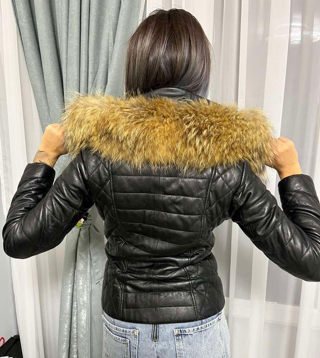 Кожено яке с естествен пух