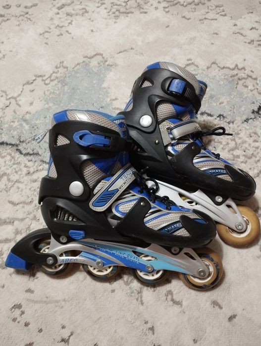 Продам ролековые коньки