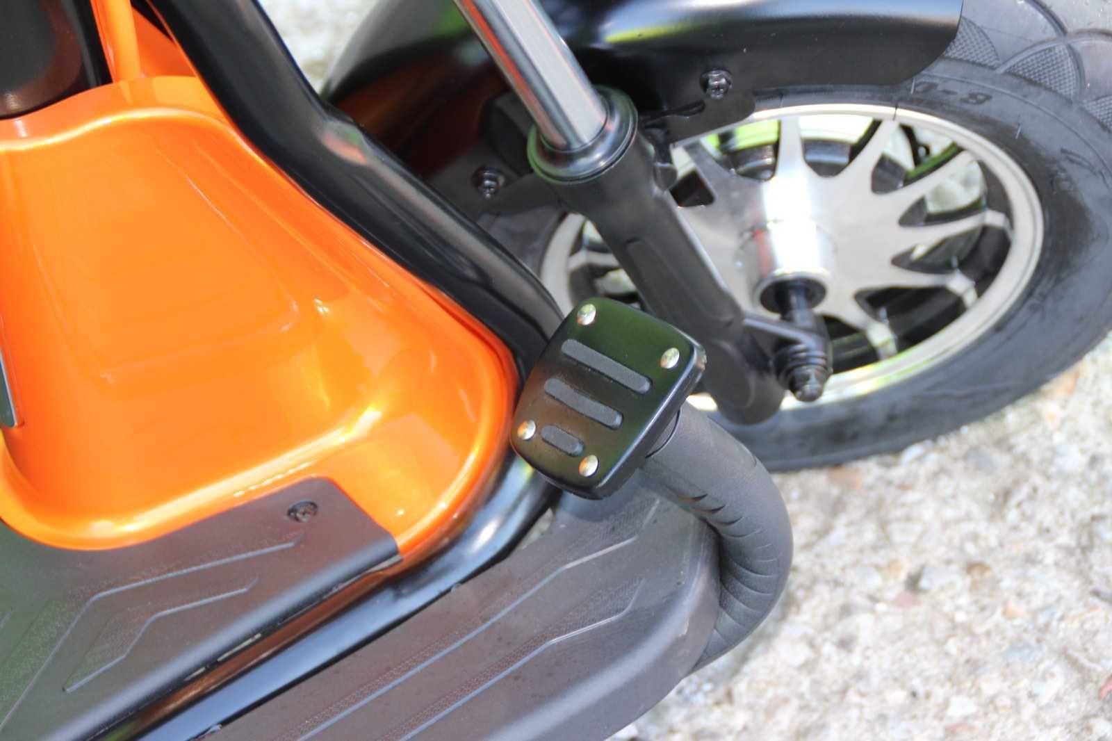 Двуместна електрическа триколка Max Motors PUDDING 1500W