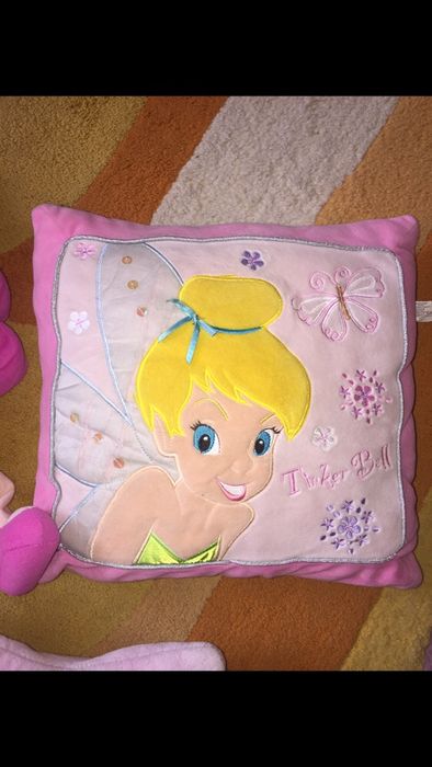 Червени кадифе възглавници Ikea/Камбанка/Disney;завивка/чаршаф бебе