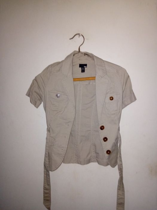 Sacou dama H&M si cămașă Esprit