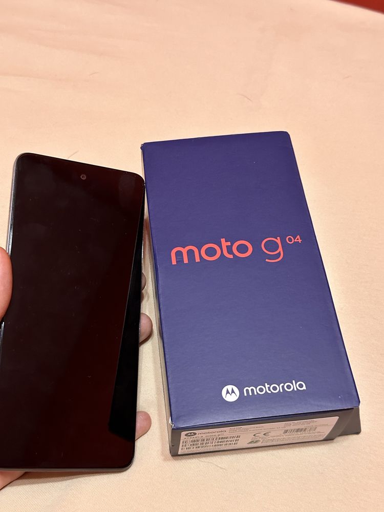 Motorola G04 чисто нов