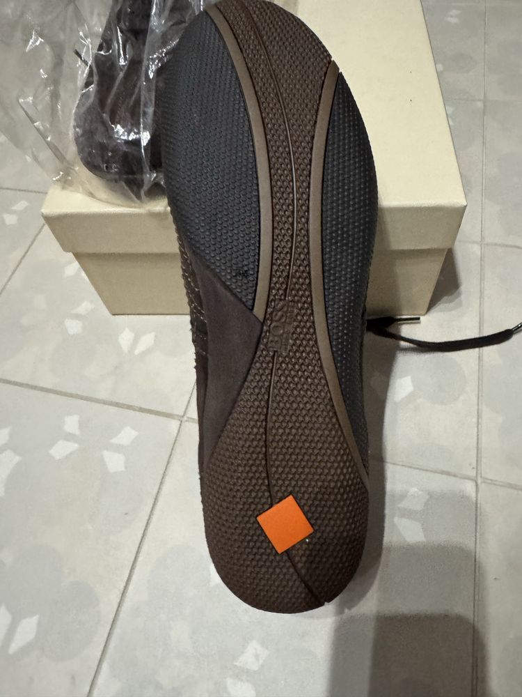 Нови обувки Hugo Boss