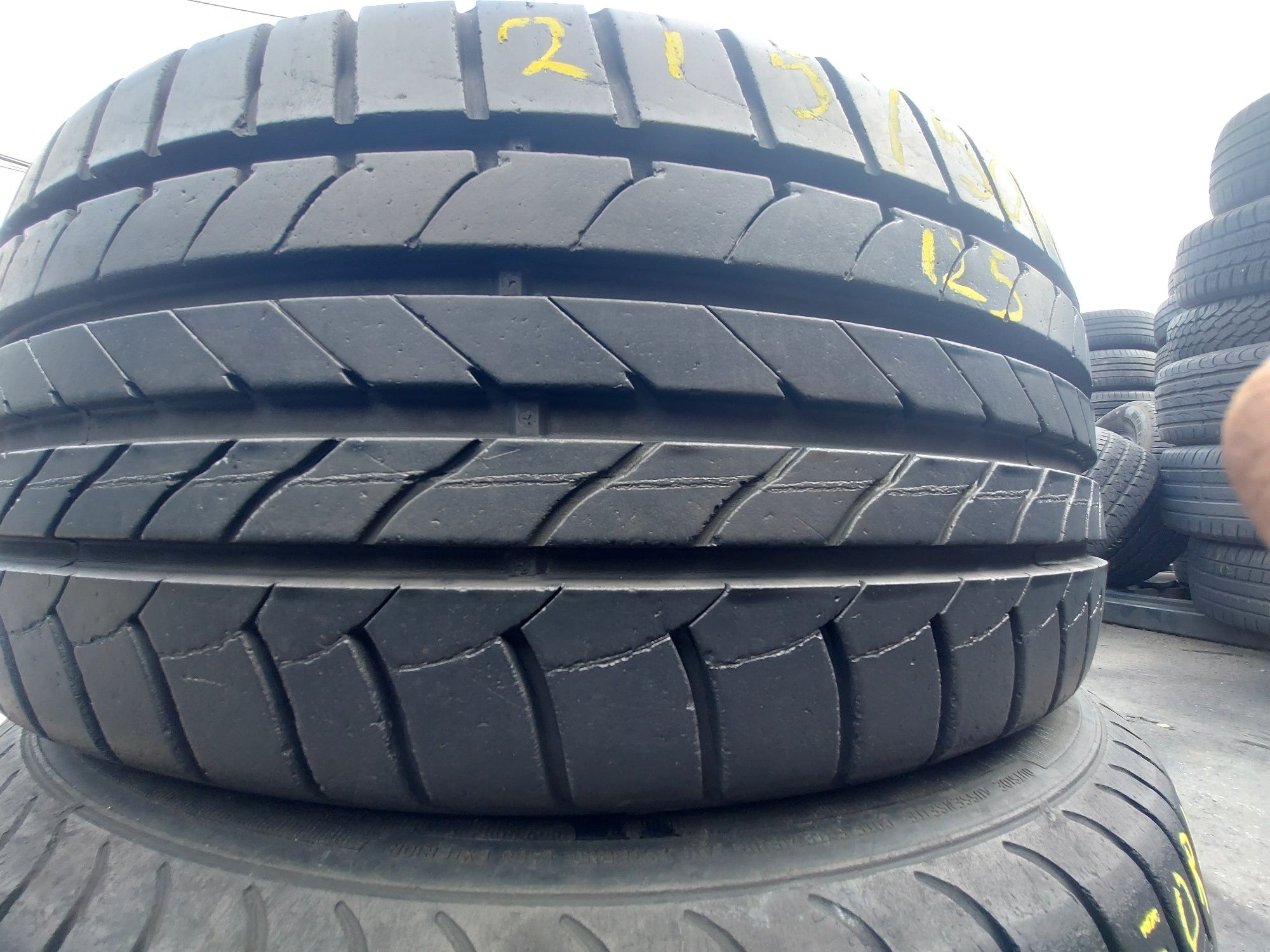 2 anvelope vara 215/50r17 Goodyear Montaj Gratuit