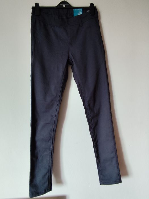 Pantaloni dama noi M