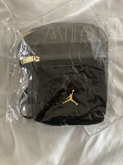 Чанта Nike Air Jordan нова , оригинална 100%