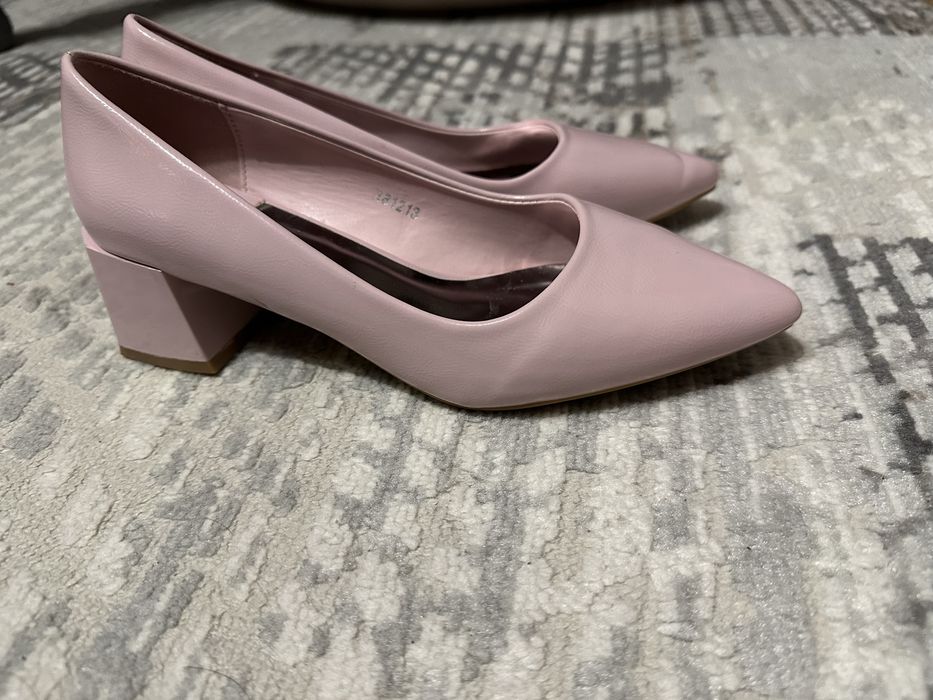 Женские туфли