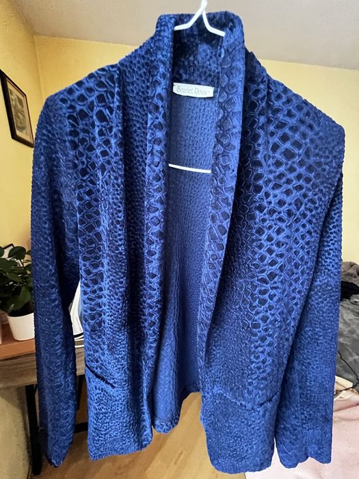 Дамско сако - S размер