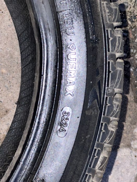 225/45R17 шины новый