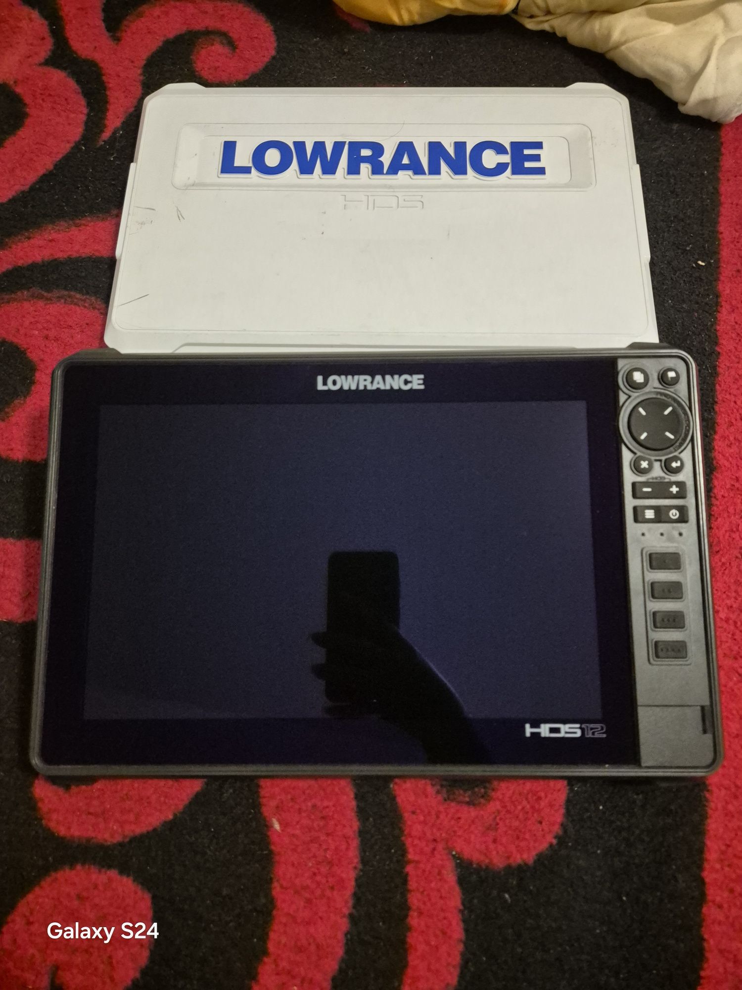 Lowrance hds 12 live.