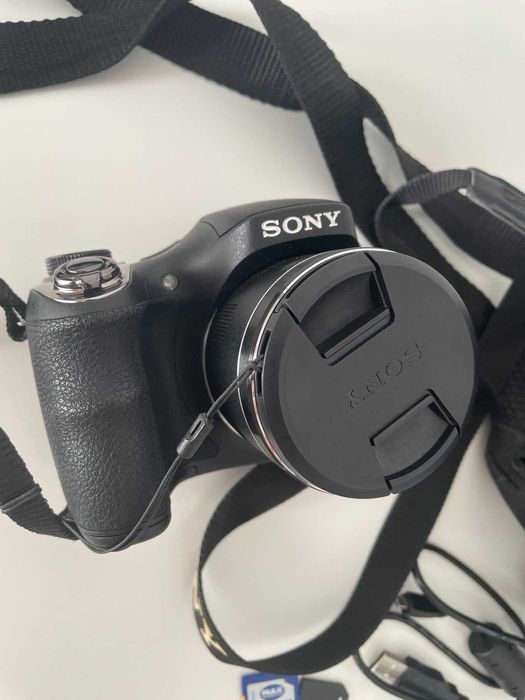 Фотоапарат Sony DSC-H300, 20.1MP + Чанта + 8GB + 2GB карти