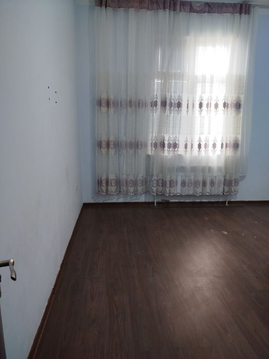 Asr ko'cha DARMON klinika yonida Uy sotiladi 1 xonali uy sotiladi