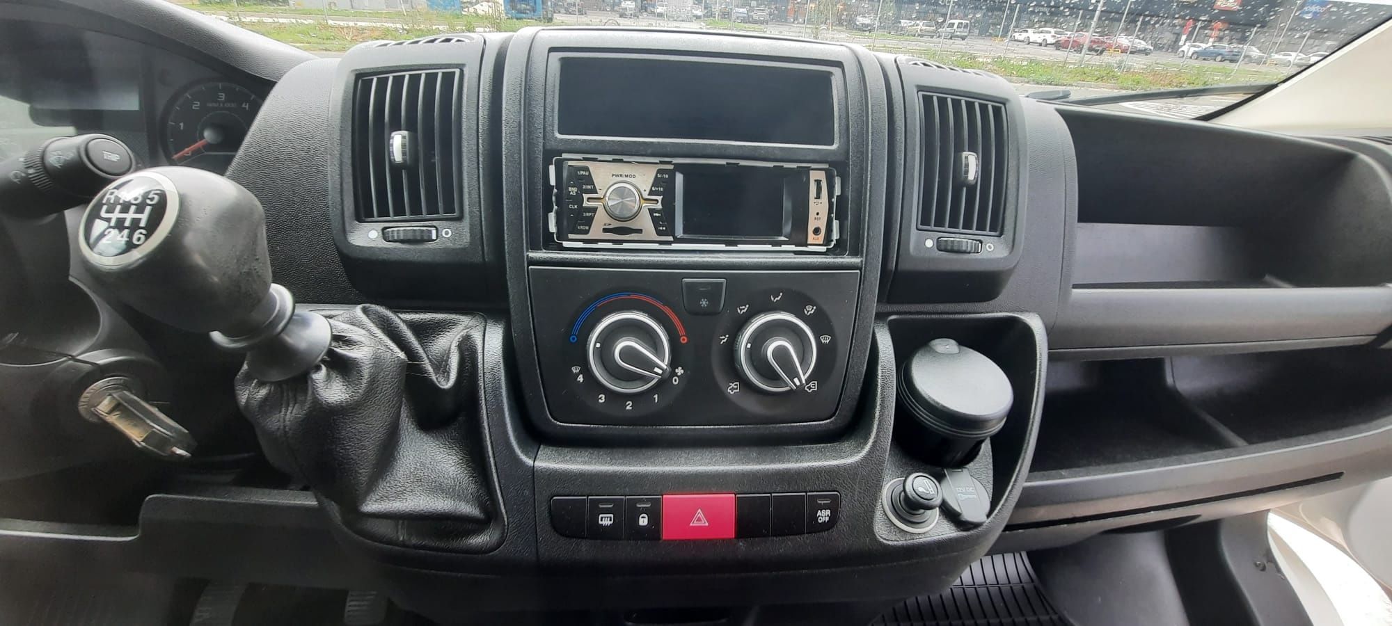 Peugeot Doka/7 Locuri/Bena/130 mii km/aer condi, euro 6!