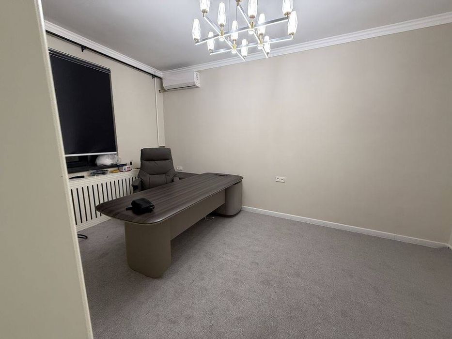 Продаётся Нежилое Помещение 200кв.м Вдоль Дороги ул.Шота Руставели