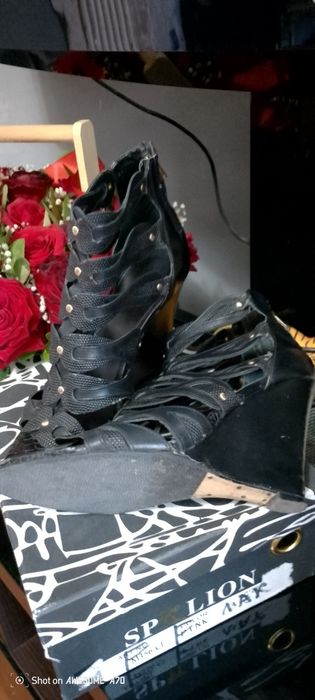 Ayolar Tufligi razmeri 37