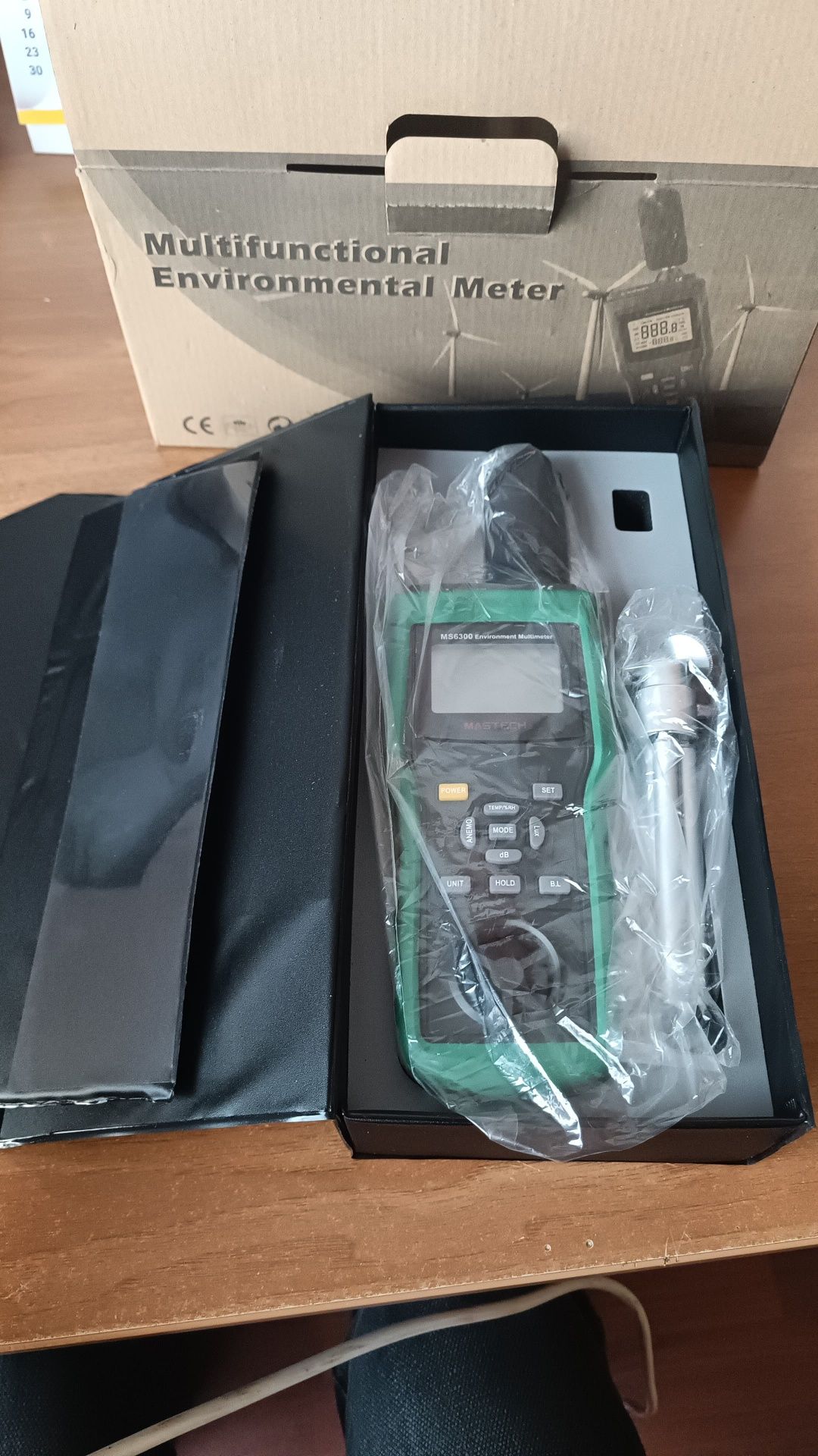 MASTECH MS6300 Многофункциональный измеритель параметров микроклимата.