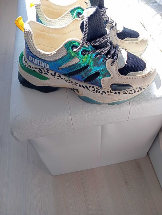 Оригинални маратонки