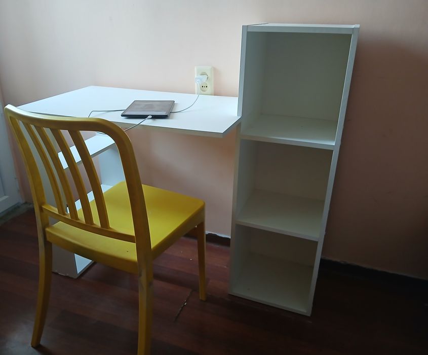 Продам детский стол