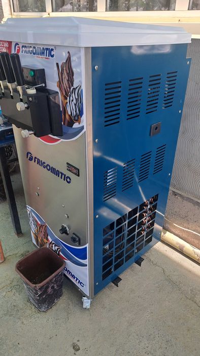 Музкаймок апарат сотилади