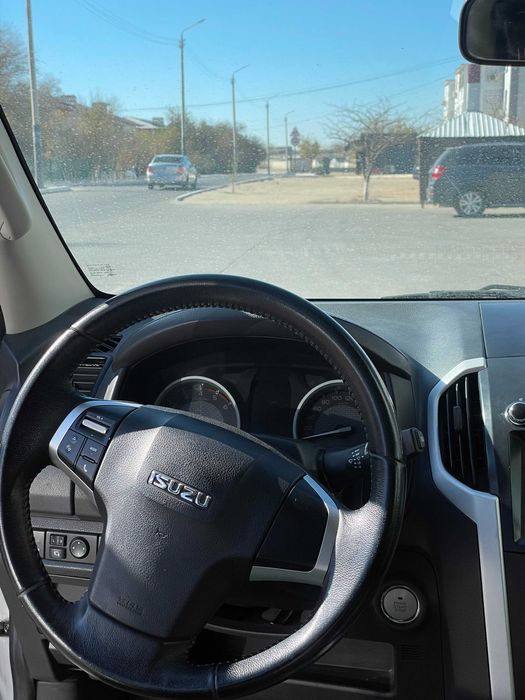 ISUZU D-Max Irbis Пикап