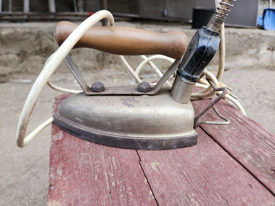 Fier de călcat functional