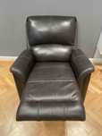 Fotoliu extensibil din piele cu recliner