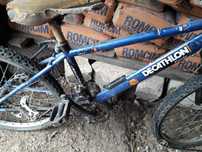 Bicicleta albastra