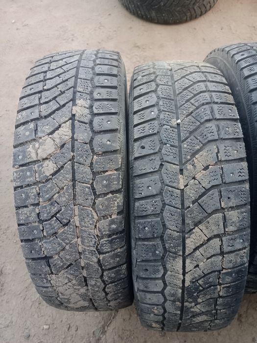 195/65/R15  2 шт Сост жаксы 2 шт шамалы алдан тускен