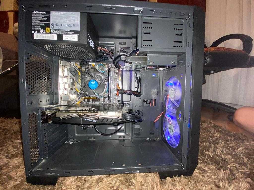 Vand PC gaming i5 8400 gtx 1060 6GB 8GB RAM SSD 240GB