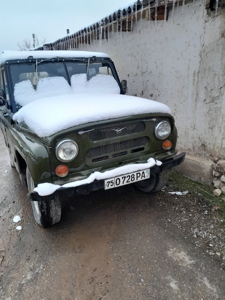 1979 yil UAZ kafolati bilan