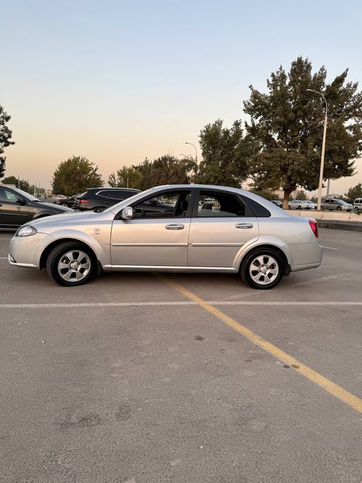 Chevrolet jentra avtomat arenda
