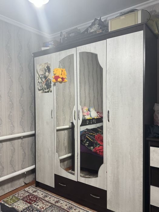 Продаю спальный гарнитур (шкаф + кровать