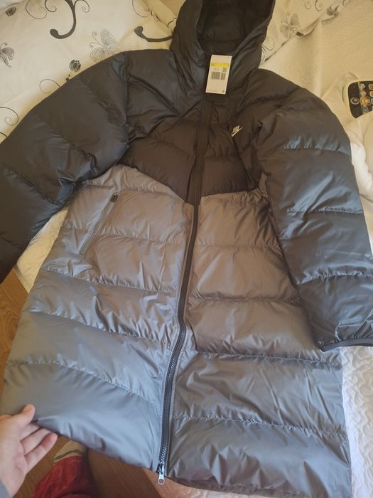 Geaca puffer nike de barbati noua cu etichetă